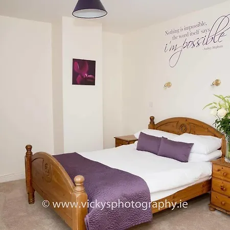 The Townhouse 3*