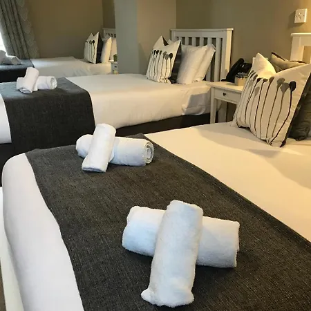The Townhouse 3*